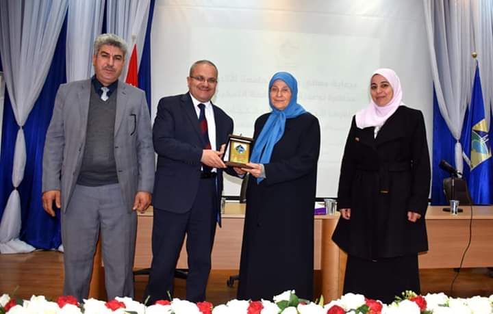 محاضرة توعوية في جدارا عن مکافحة التدخين