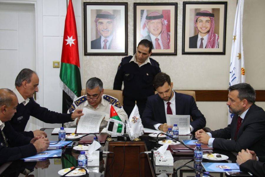 الجمارك توقع مذكرة تفاهم مع شركة ميرسك  لتبسيط الاجراءات الجمركية وتشجيع الاستثمار