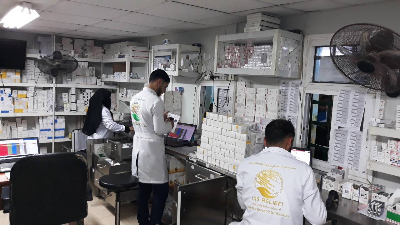 صيدلية عيادات مركز الملك سلمان للإغاثة في مخيم الزعتري تقدم اكثر من 13 الف وصفة طبية للاشقاء السوريين خلال شهر نوفمبر