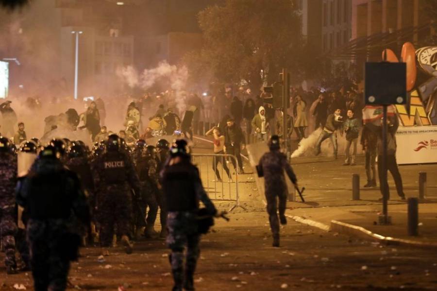 اعمال شغب ببيروت تسفر عن إصابة 27 شخص ليلة امس