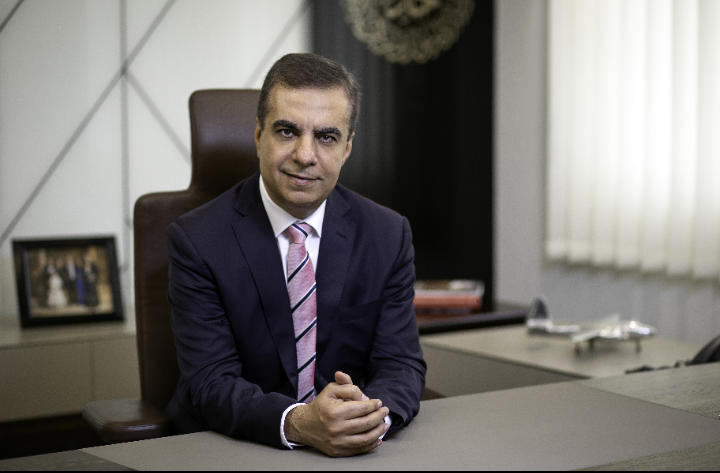 الرئيس التنفيذي لـ مجموعة العربية للطيران ينال جائزة لورييت 2020 المرموقة