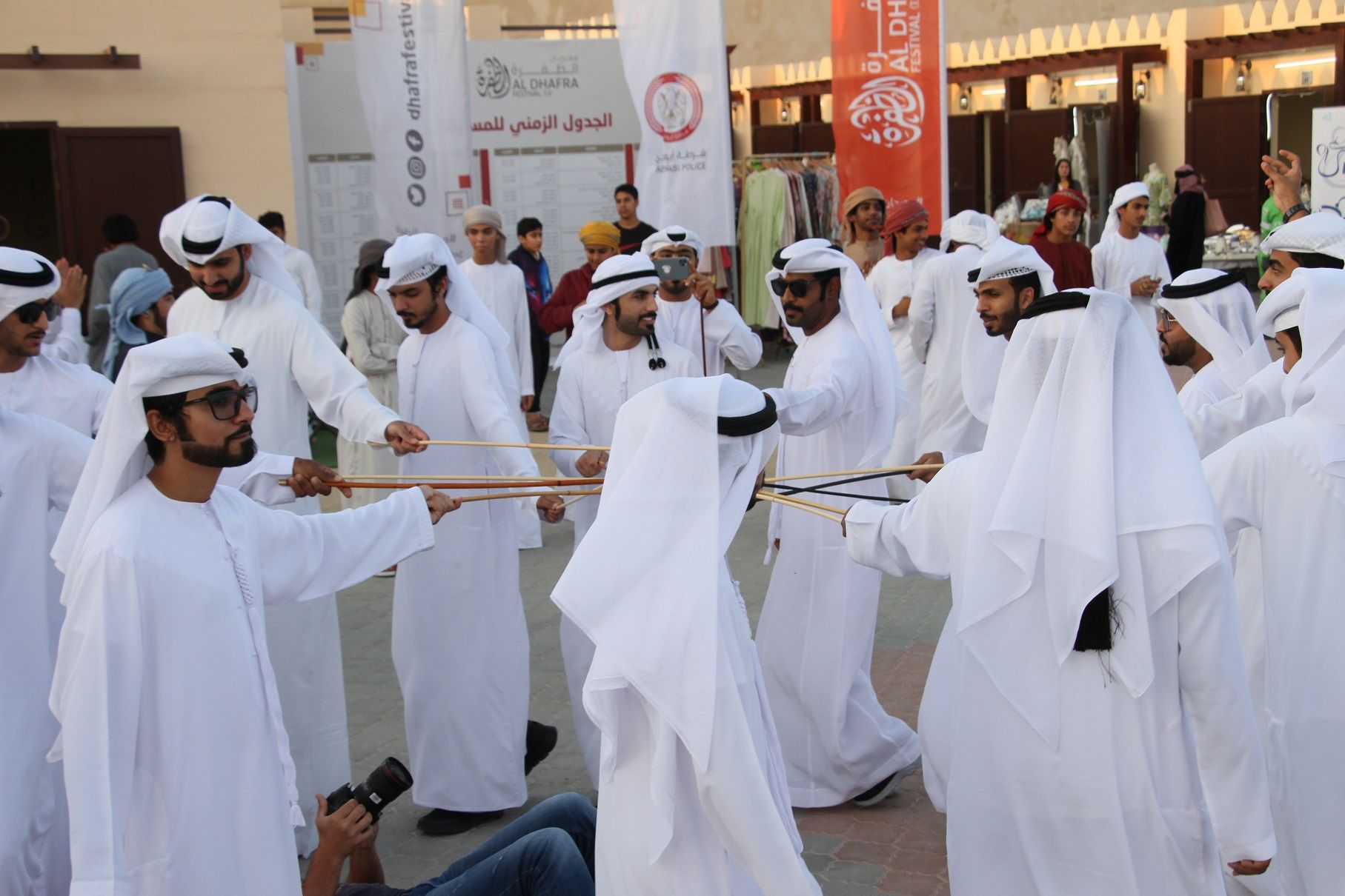 مهرجان الظفرة 2019 يواصل فعالياته وسط الطبيعة الخلابة لـ منطقة الظفرة بإمارة أبوظبي