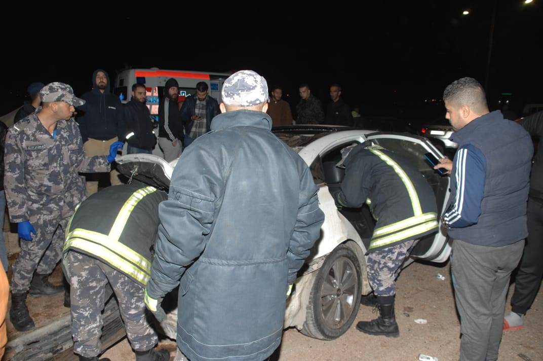 إصابة ثلاثة أشخاص اثر حادث تدهور في محافظة اربد