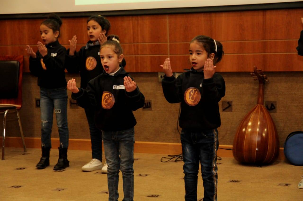 الجامعة الاميركية في مادبا تحتفل باليوم العالمي للغة العربية