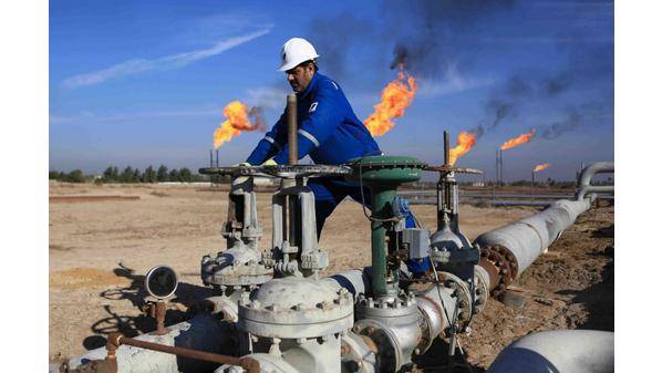 اسعار النفط تستقر قرب أعلى مستوى في ثلاثة أشهر