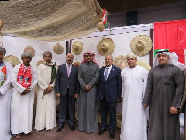 افتتاح معرض وبازار الطلبة العرب في جامعة عمان الأهلية