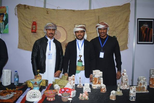 افتتاح معرض وبازار الطلبة العرب في جامعة عمان الأهلية