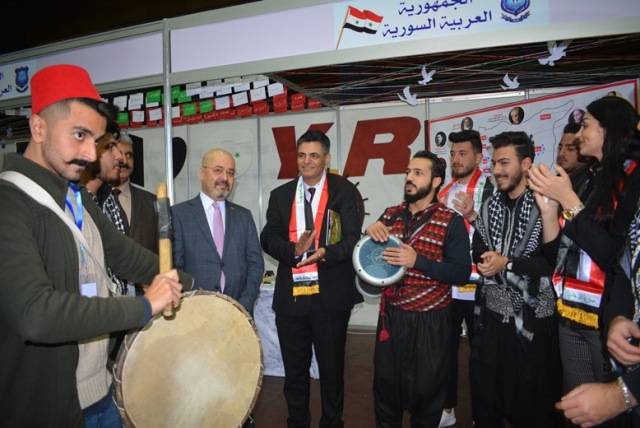 افتتاح معرض وبازار الطلبة العرب في جامعة عمان الأهلية