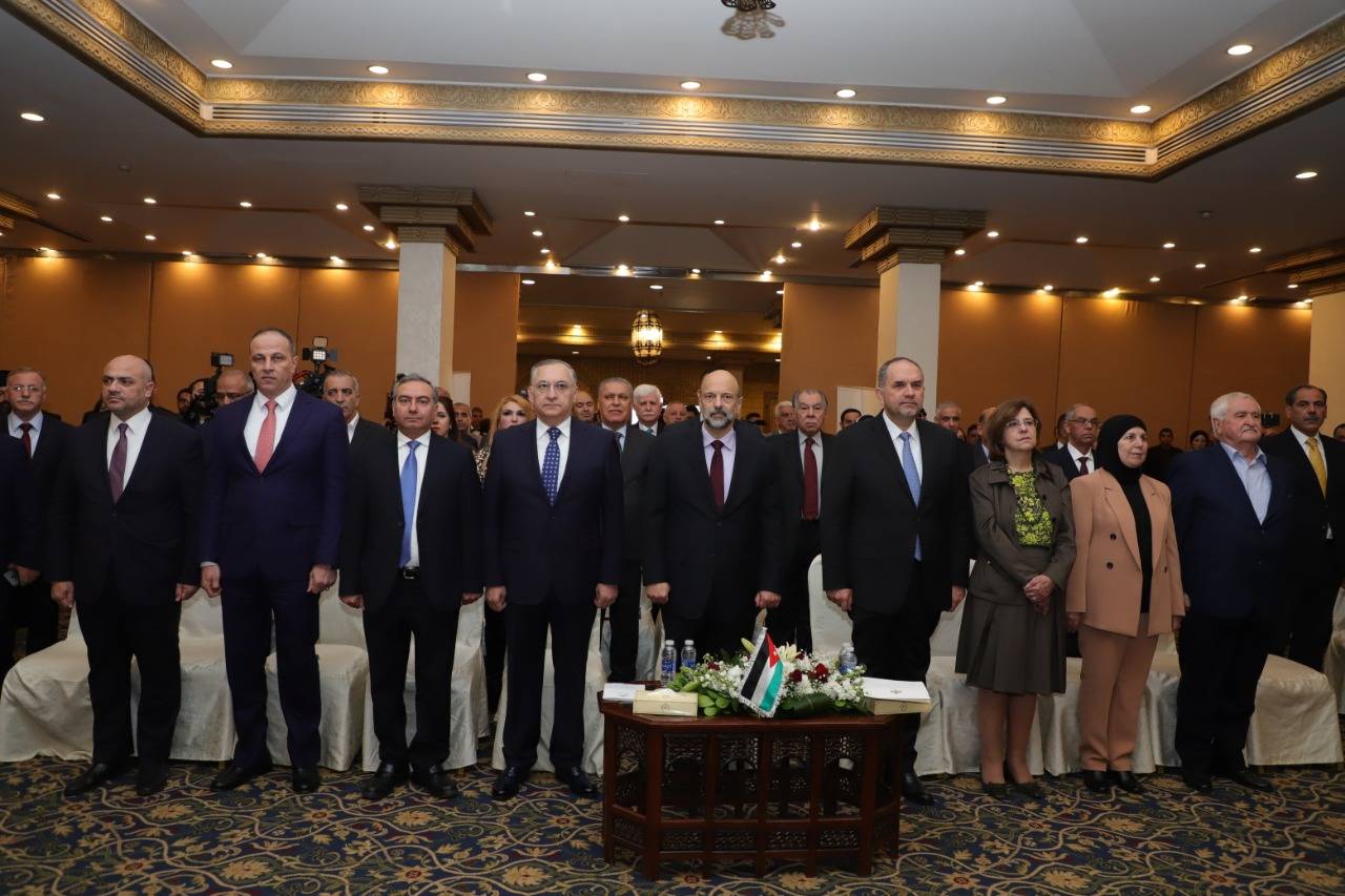 رئيس الوزراء يرعى حفل اليوم الدولي لمكافحة الفساد الذي نظمته هيئة النزاهة ومكافحة الفساد