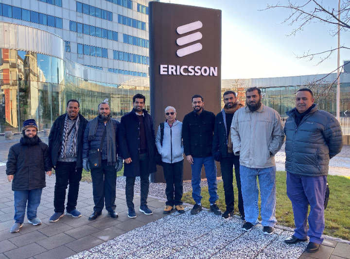 شركة إريكسون تستضيف وفد هيئة تنظيم الاتصالات العماني