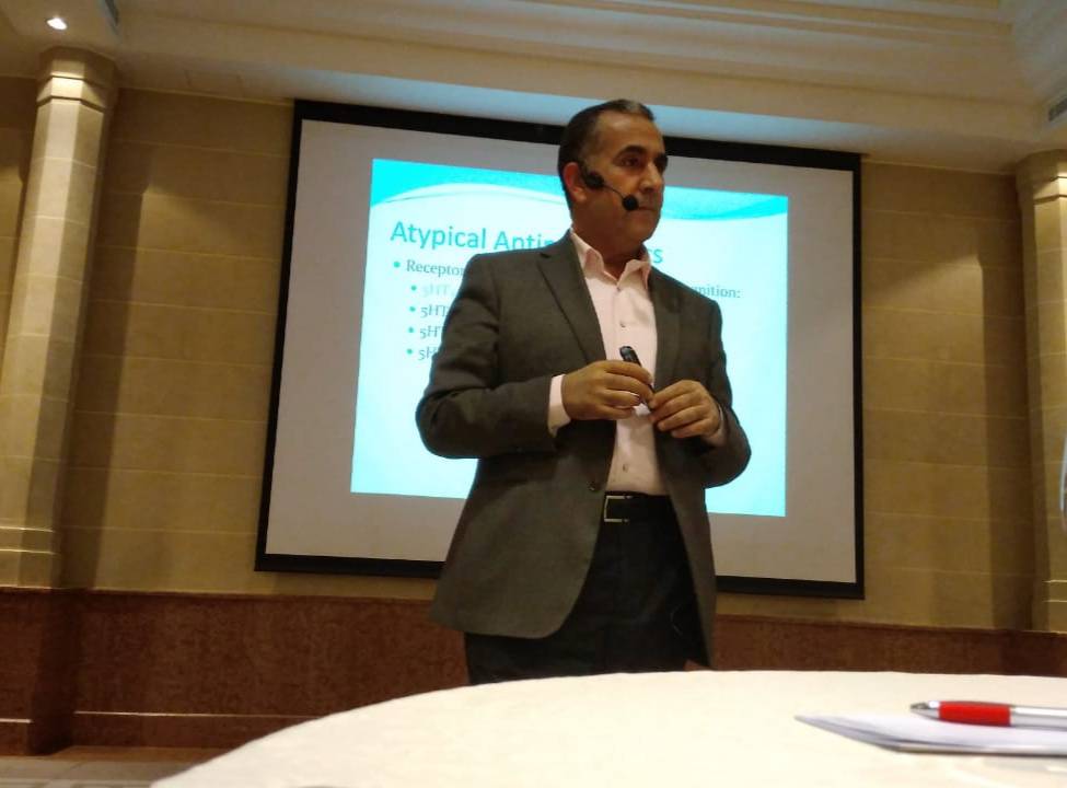 رئيس جمعية أطباء الأمراض النفسية الأردنية يحاضر عن اضطراب ثنائي القطب 