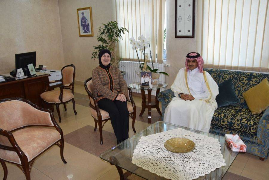وزيرة التنمية تبحث مع السفير القطري بعمان تعزيز اواصر التعاون بين البلدين الشقيقين