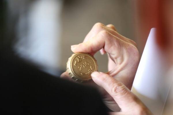 المصفاة تشارك صحفيين تجربة تعبئة أسطوانات غاز في محطتها بالزرقاء