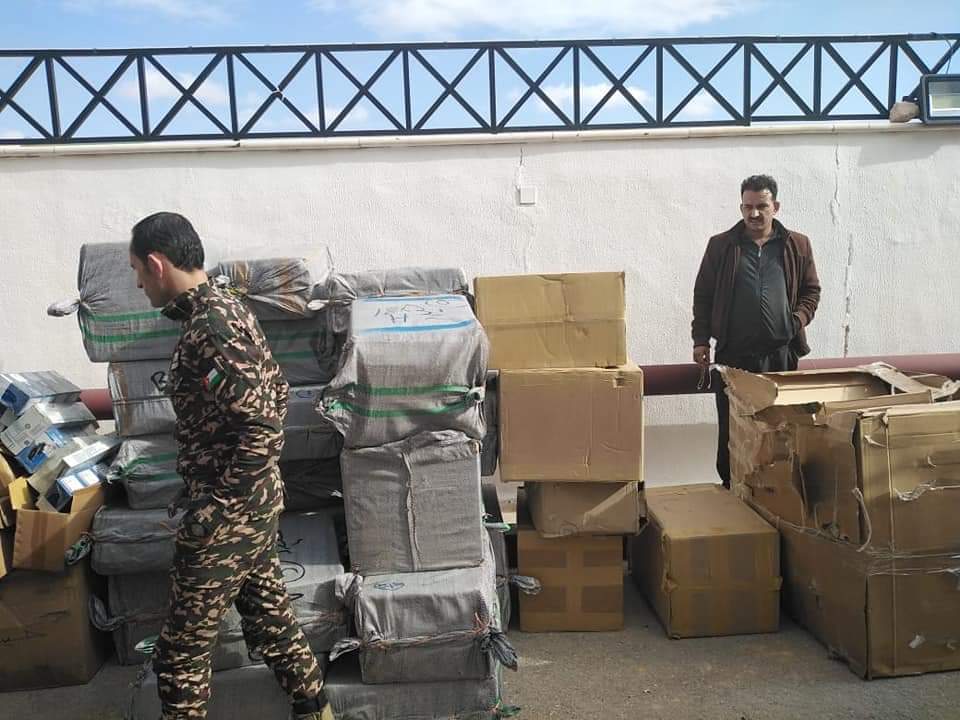 الجمارك : ضبط صهريج سريع الاشتعال محمل بالالبسة في اول ايام العام الجديد