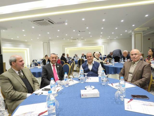 باليوم البحثي لكلية الصيدلة بجامعة عمان الاهلية ومركز البحوث الدوائية .. الاعلان قريبا عن اكتشاف دواء هام