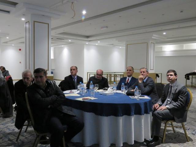 باليوم البحثي لكلية الصيدلة بجامعة عمان الاهلية ومركز البحوث الدوائية .. الاعلان قريبا عن اكتشاف دواء هام  