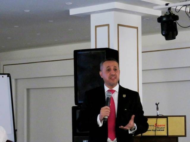 باليوم البحثي لكلية الصيدلة بجامعة عمان الاهلية ومركز البحوث الدوائية .. الاعلان قريبا عن اكتشاف دواء هام  