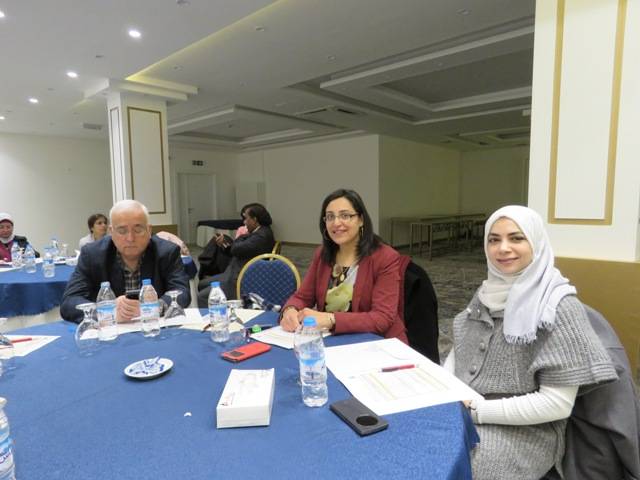 باليوم البحثي لكلية الصيدلة بجامعة عمان الاهلية ومركز البحوث الدوائية .. الاعلان قريبا عن اكتشاف دواء هام  