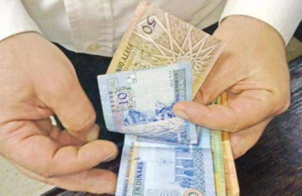 اللجنة الثلاثية لدراسة رفع الحد الأدنى للأجور تجتمع اليوم