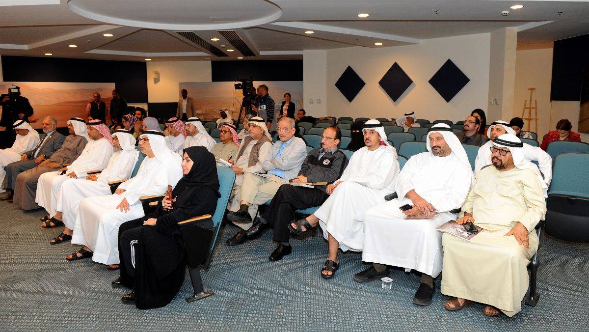 بالتعاون مع نادي تراث الامارات .. اتحاد الكتاب ينظم ندوة سلطان بن زايد فقيد الوطن والتراث العربي