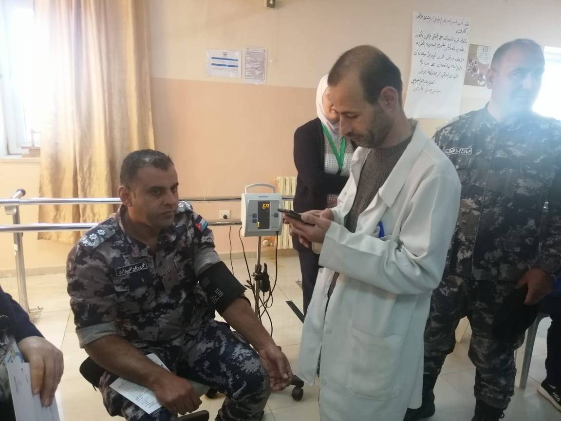 حملة للتبرع بالدم بتنظيم من مديرية دفاع مدني جرش