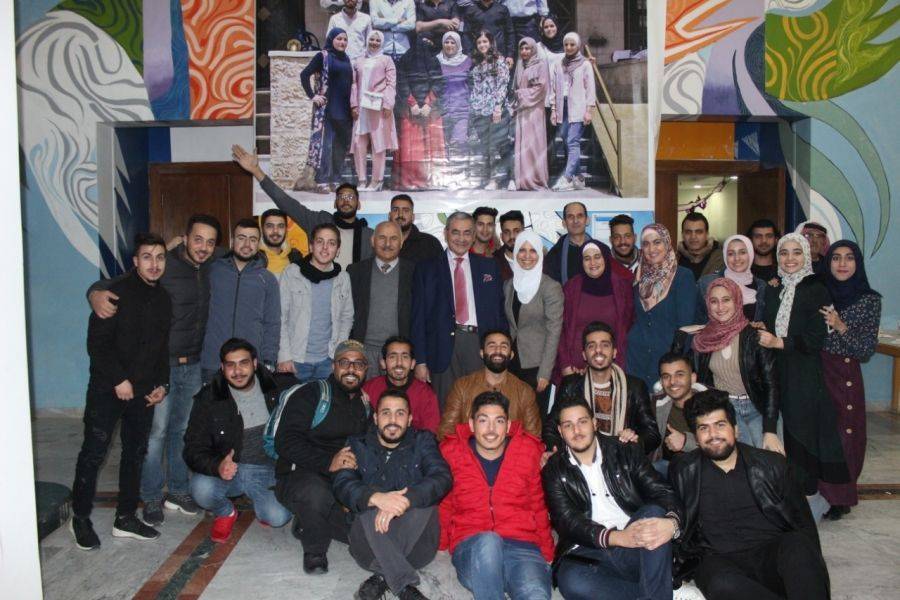 كلية التمریض بجامعة فیلادلفیا تعقد الملتقى الثاني لخریجیھا وندوة في علوم الاعصاب والصحة العقلیة