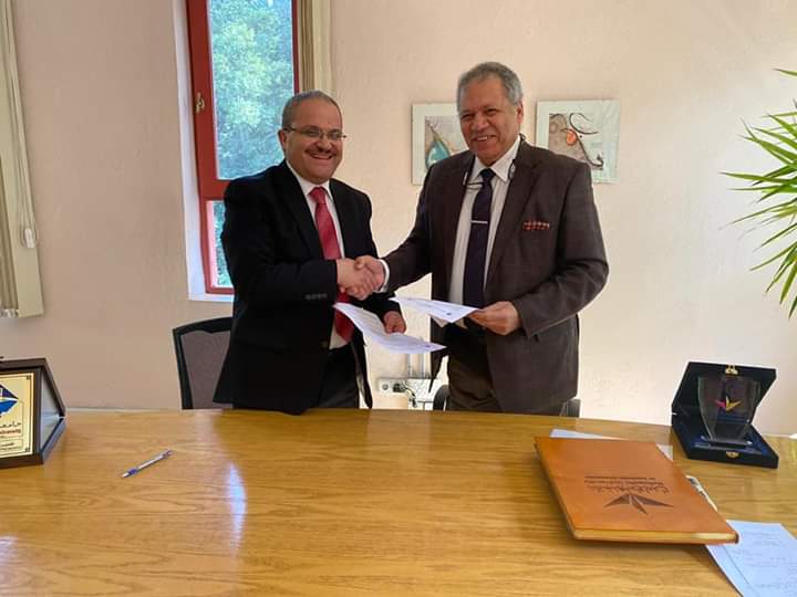 جامعة جدارا توقع مذكرة تفاهم مع جامعة هليوبوليس في القاهرة