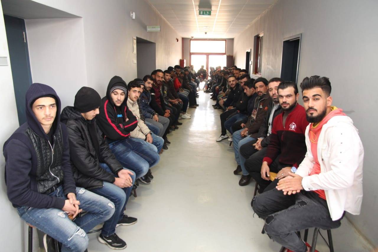 الجامعة الأميركية في مادبا تخرج الفوج الثالث لدورة التدريب المهني لللاجئين السوريين