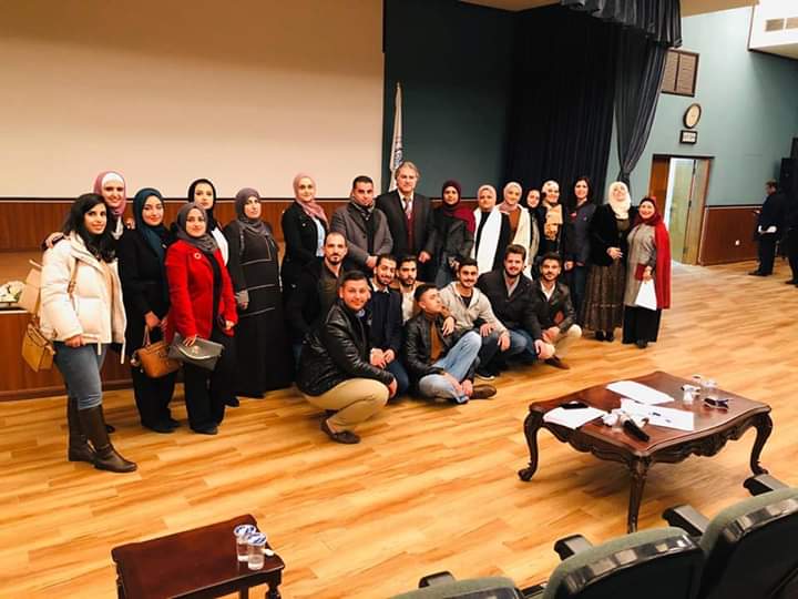 طلبة إدارة الموارد البشرية في جامعة جدارا يشاركون في ورشة عمل نظمتها جمعية محترفي الموارد البشرية