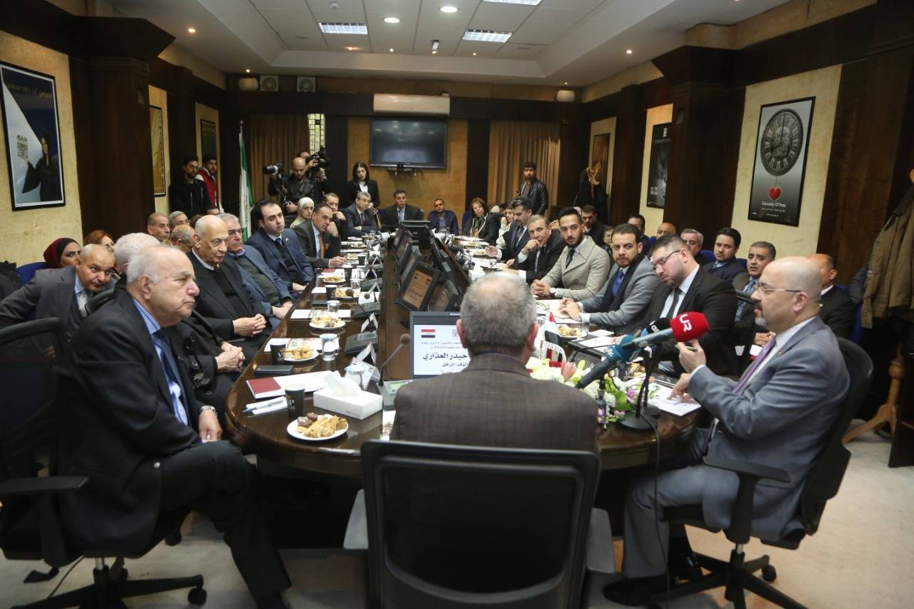 السفير العذاري يزور جامعة البتراء ويؤكد على التعاون والتواصل لخدمة الطلبة العراقيين