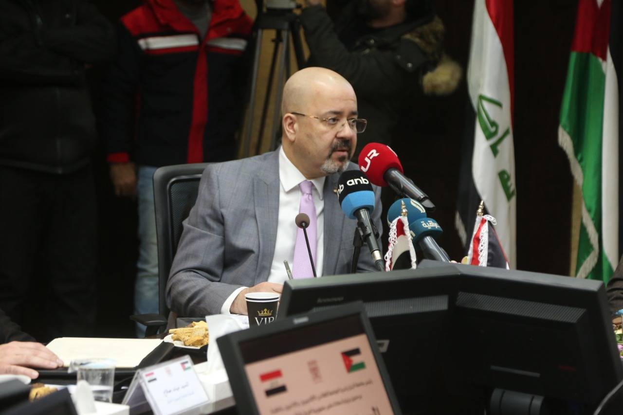 السفير العذاري يزور جامعة البتراء ويؤكد على التعاون والتواصل لخدمة الطلبة العراقيين