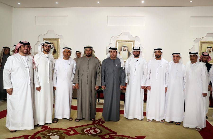 ندوة بمجلس محمد خلف بعنوان عرض المشاريع التطويرية المستقبلية والحالية للمرافق المجتمعية بجزيرة أبوظبي