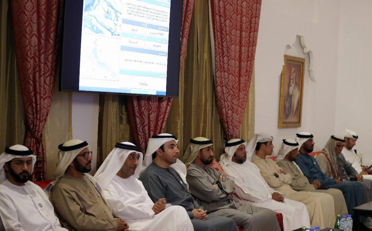 ندوة بمجلس محمد خلف بعنوان عرض المشاريع التطويرية المستقبلية والحالية للمرافق المجتمعية بجزيرة أبوظبي  