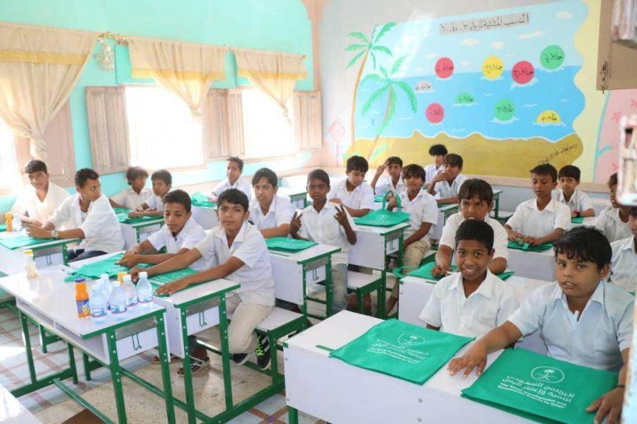 نهضة يمنية بمشاريع سعودية .. أمن واستقرار المهرة يساهم في إنجاح التنمية والإعمار