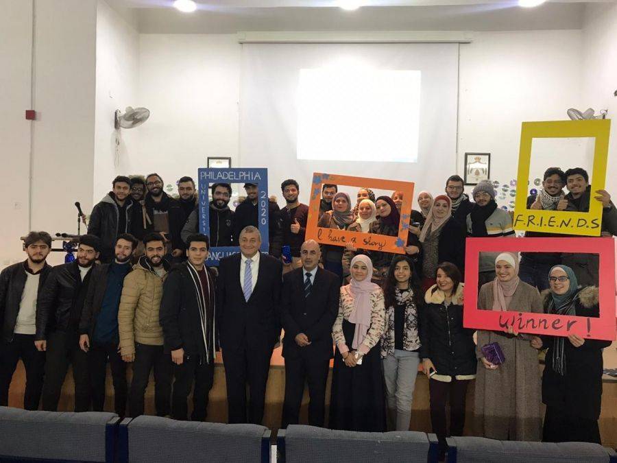 مركز اللغات یقیم نشاط تفاعلي للطلبة بعنوان Hour Fun English