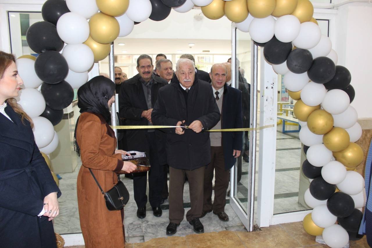 فیلادلفیا تفتتح المعرض الفن التشكیلي لطلبة قسمي التصمیم الداخلي والجرافیكي