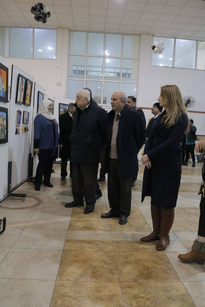 فیلادلفیا تفتتح المعرض الفن التشكیلي لطلبة قسمي التصمیم الداخلي والجرافیكي