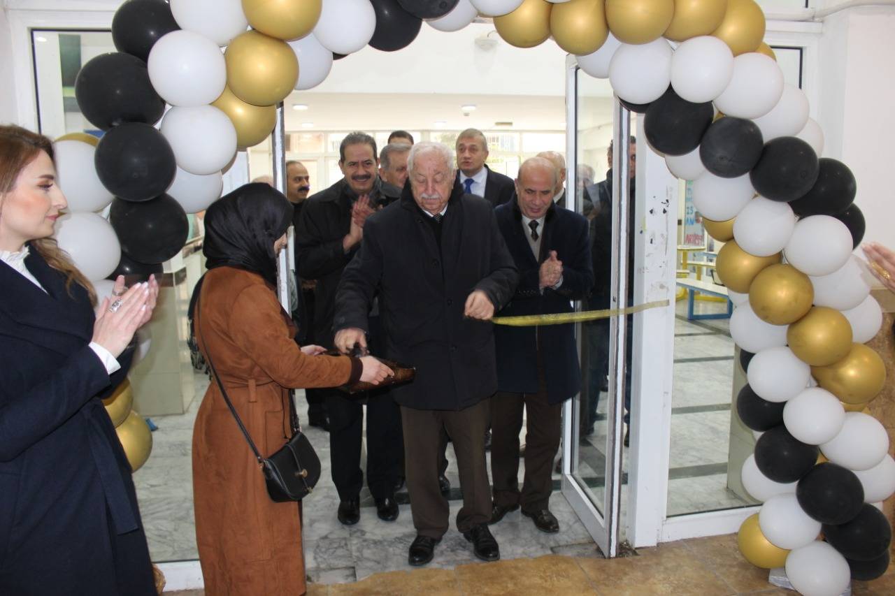 فیلادلفیا تفتتح المعرض الفن التشكیلي لطلبة قسمي التصمیم الداخلي والجرافیكي