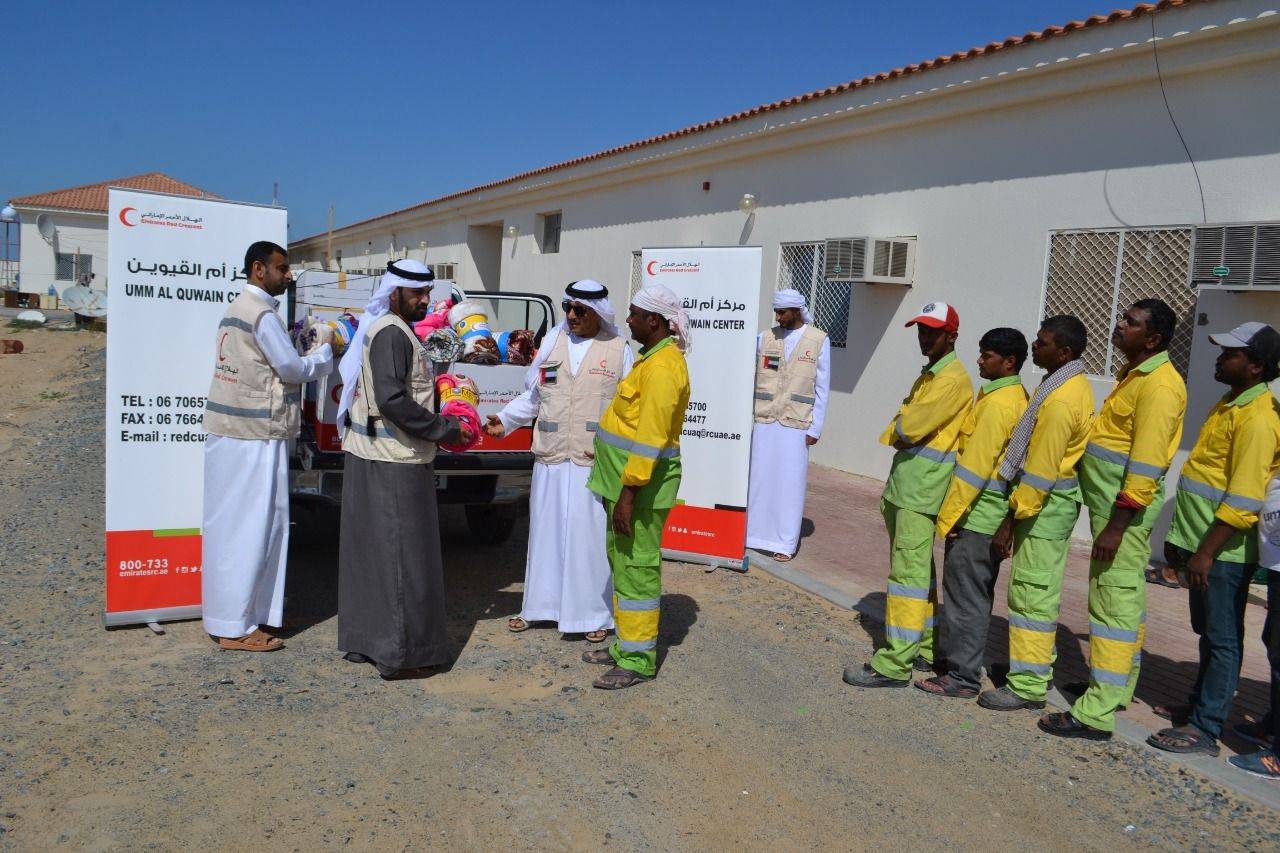 الھلال الأحمر الإماراتي یدعم 54 ألفاً و 285 مستفیداً في أم القوین خلال  العام 2019