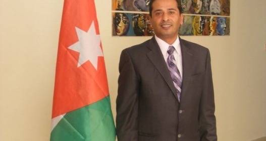 عباءة  بني هاشم  .. بقلم لورنس عواد