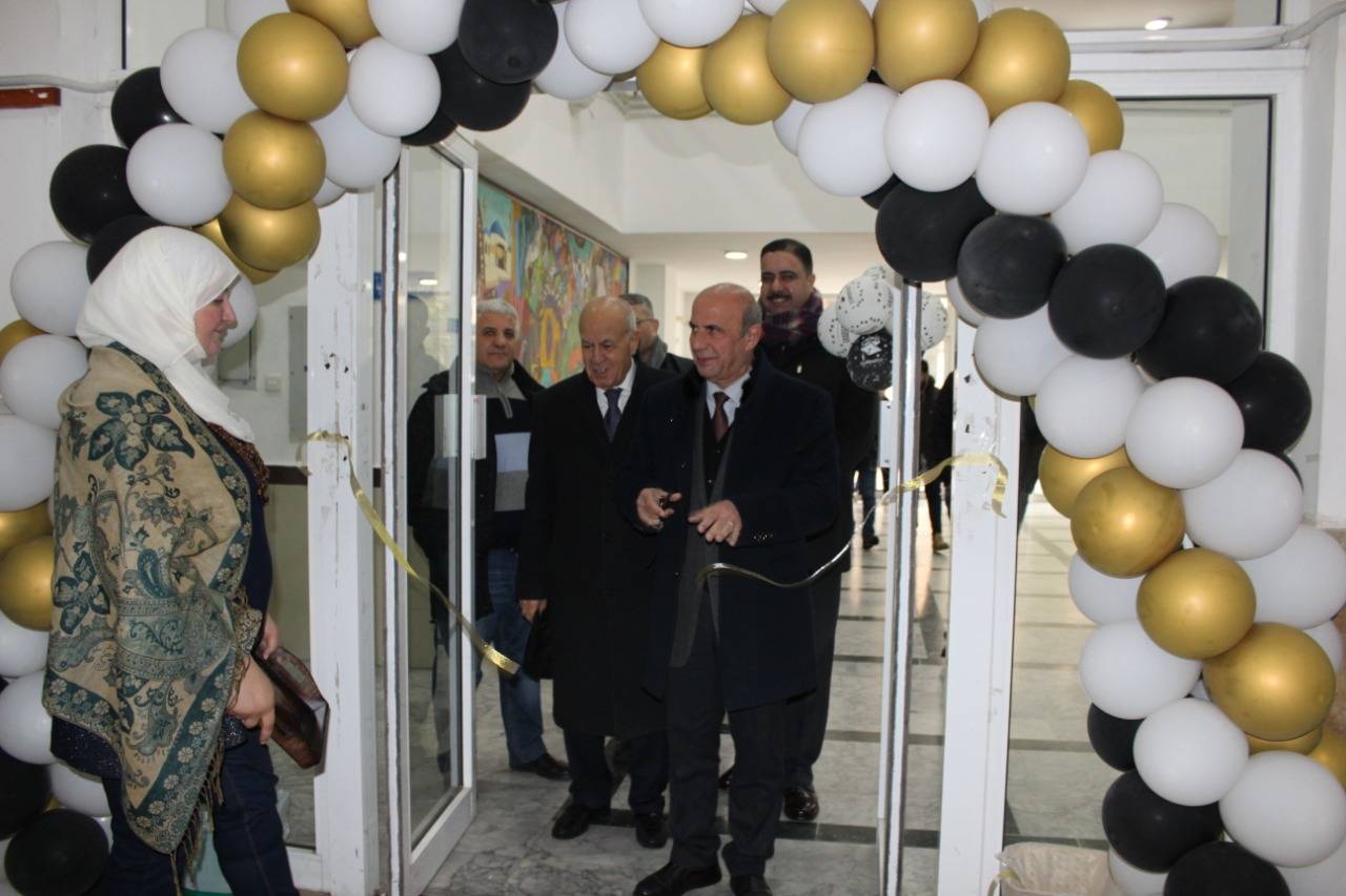 افتتاح معرض للفن التشكیلي لطلبة المرسم الجامعي في جامعة فیلادلفیا