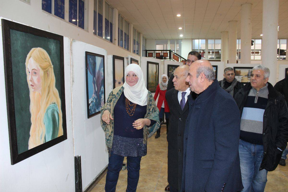 افتتاح معرض للفن التشكیلي لطلبة المرسم الجامعي في جامعة فیلادلفیا