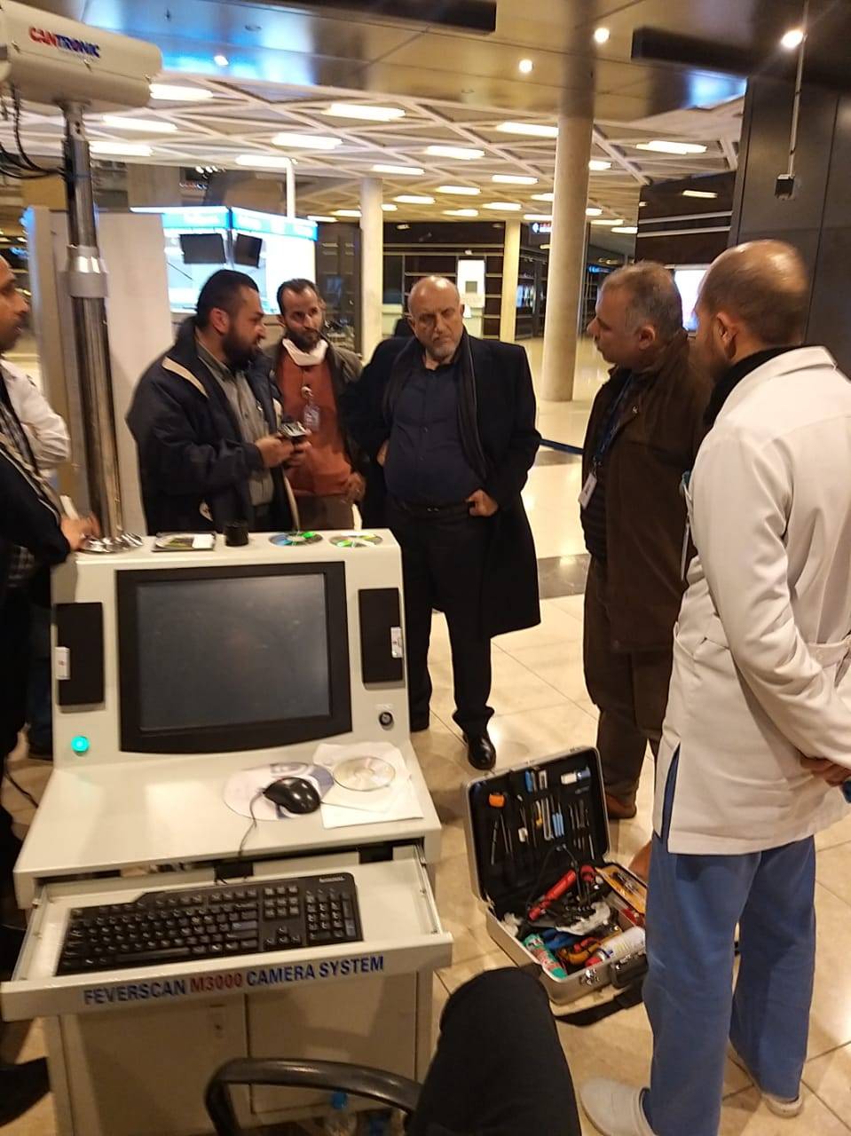 امين عام وزارة الصحة يقوم بزيارة ميدانية للاطلاع على جاهزية الكوادر الصحية بمطار الملكة علياء 