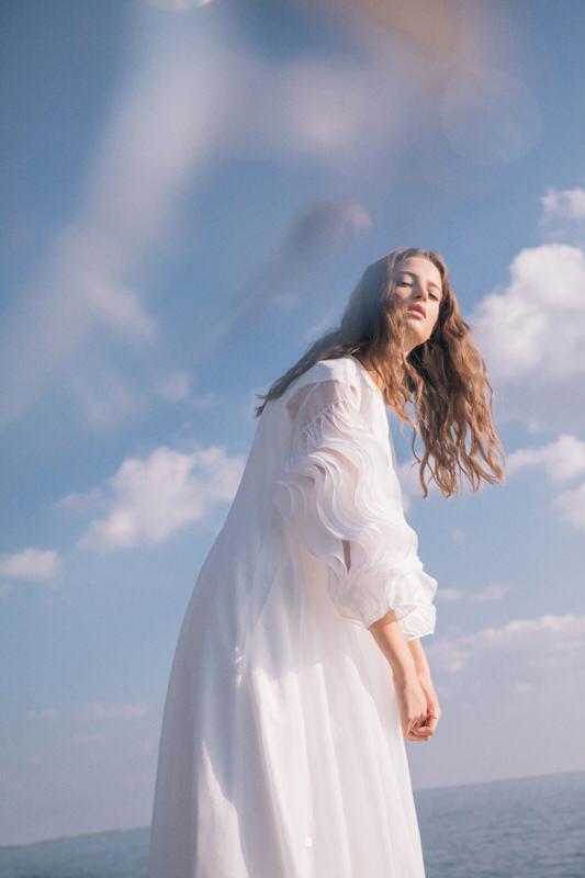 اناتومي تعكس جماليات التصاميم المحتشمةلتناسب كافة المواسم 