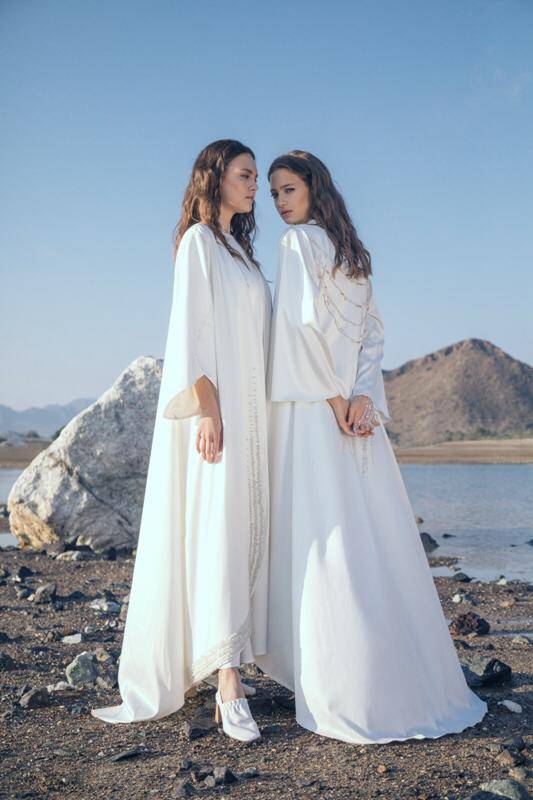 اناتومي تعكس جماليات التصاميم المحتشمةلتناسب كافة المواسم 