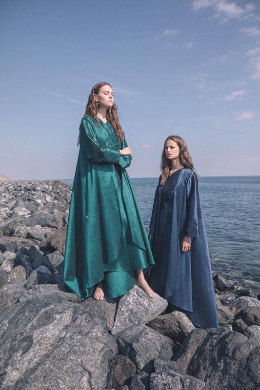 اناتومي تعكس جماليات التصاميم المحتشمةلتناسب كافة المواسم 