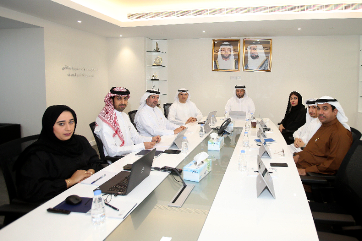 مجلس إدارة مؤسسة رواد یوجھ بتطویر وتفعیل برنامج المشتریات الحكومیة من المشاریع الصغیرة والمتوسطة