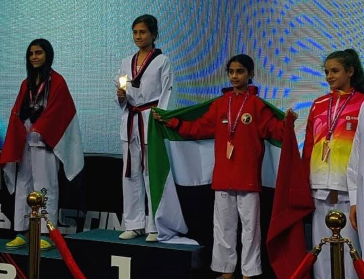 لاعبة التايكوندو الذهبية (لانا الدباس) تفوز بالمركز الأول في بطولة العرب للأندية