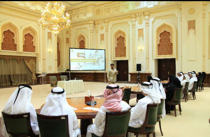 المجلس الاستشاري لإمارة الشارقة ينظم ندوة في الابتكار والتخطيط الاستراتيجي لأعضائه وموظفيه