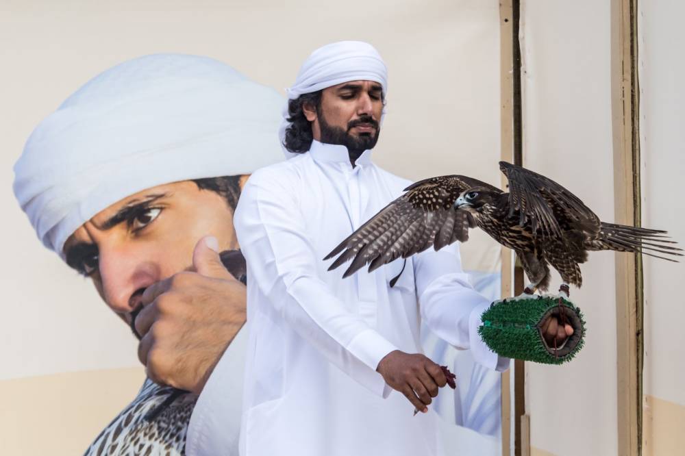 فريقا الظفرة و أف 3 يحلقان برموز الشيوخ في فخر الأجيال